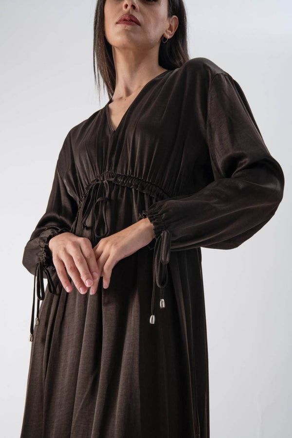 Abito lungo con scollo a V - MND™