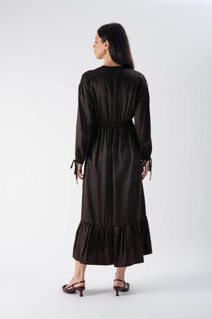 Abito lungo con scollo a V - MND™