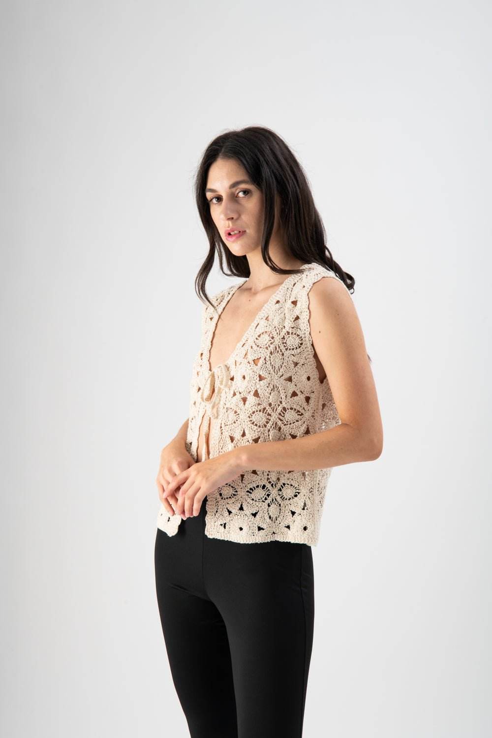 Gilet in crochet con micro paillettes - MND™