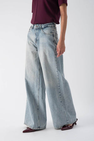 Jeans a gamba larga con cinque tasche - MND™