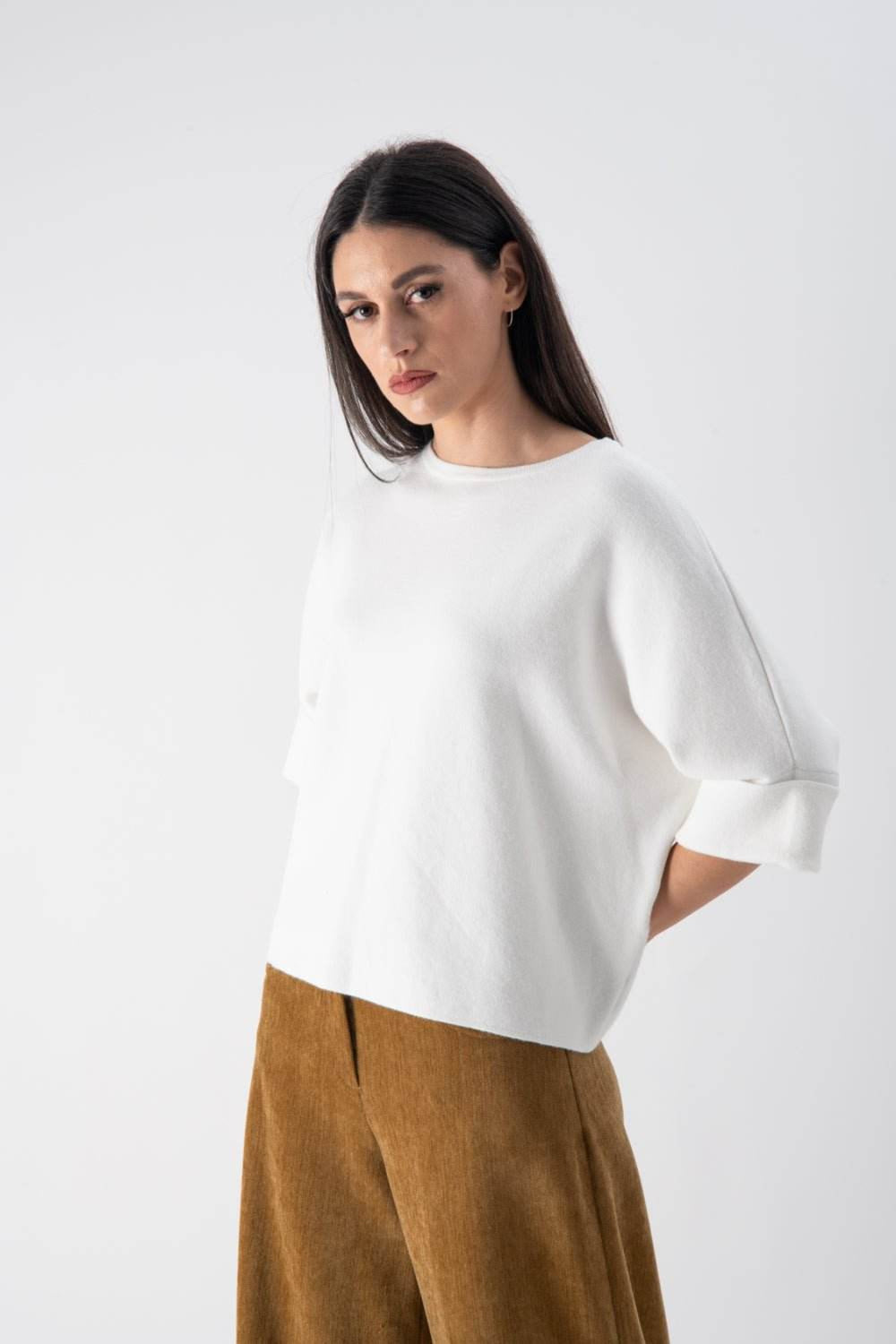 Maglia strutturata con risvolto panna - MND™