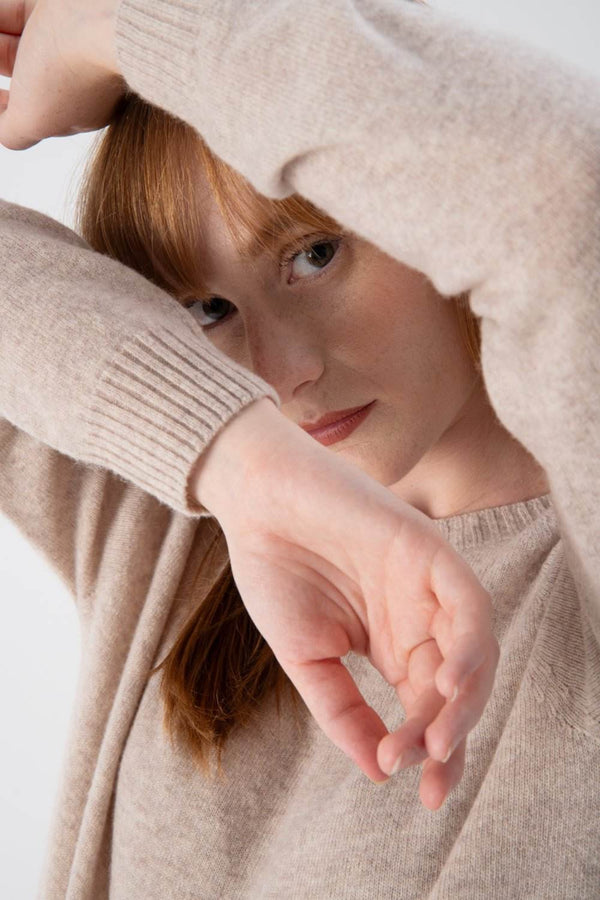 Maglione con fondo stondato in misto cashmere - MND™