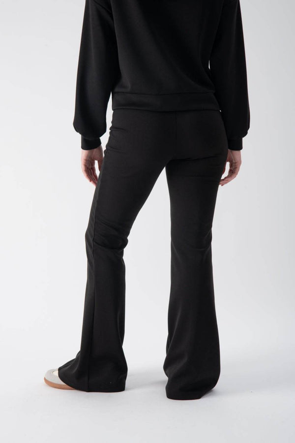 Pantalone tuta slim fit con gamba svasata - MND™